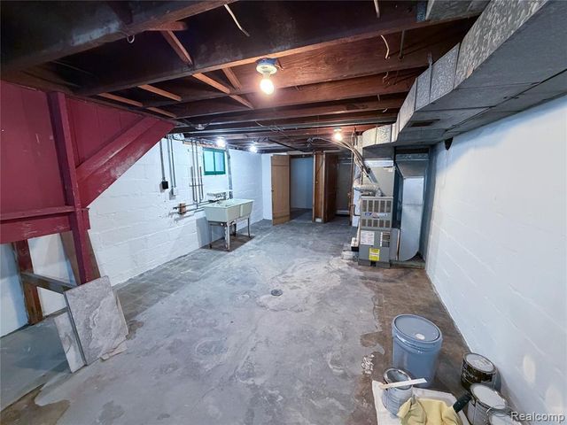134 Michigan Avenue, Monroe, MI 48162
