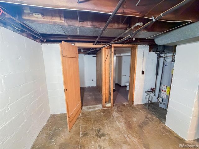 134 Michigan Avenue, Monroe, MI 48162