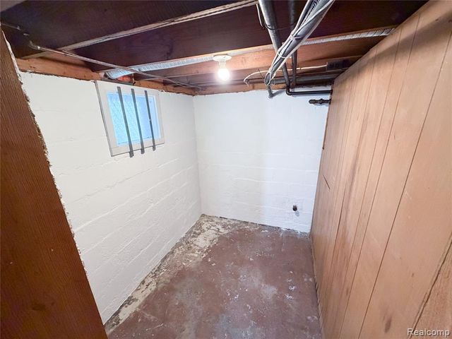 134 Michigan Avenue, Monroe, MI 48162