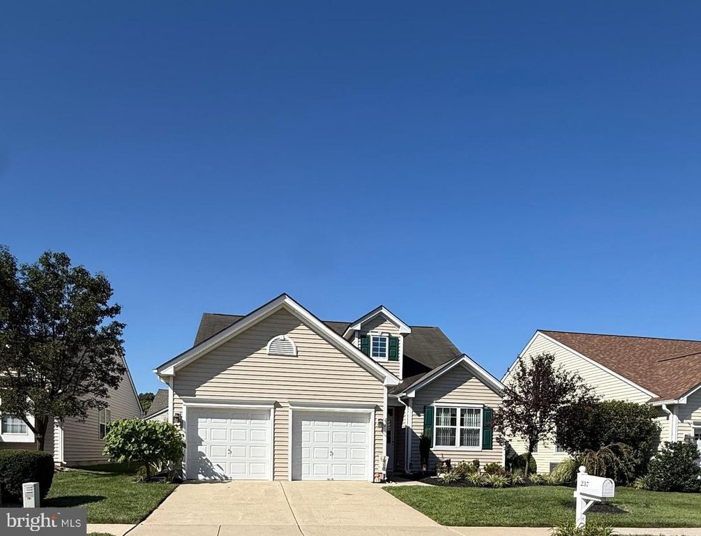 237 NIGHT HAWK CIRCLE, WEST DEPTFORD, NJ 08086 — photo 2
