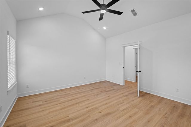 23 Thornaby Drive, Bella Vista, AR 72714