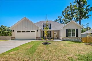 23 Thornaby Drive, Bella Vista, AR 72714