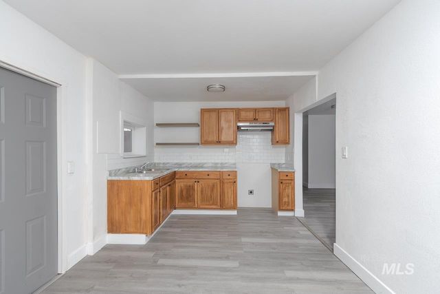 609 E Freeport, Caldwell, ID 83605