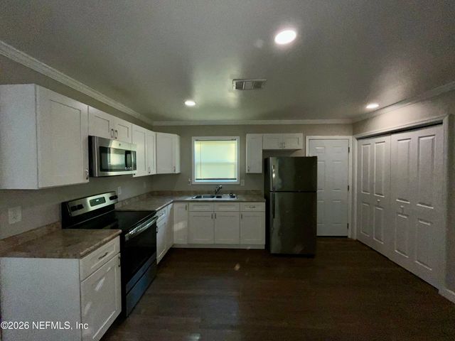 2017 TALLADEGA Road, Jacksonville, FL 32209
