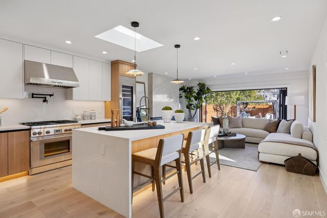 2020 20th Avenue, San Francisco, CA 94116