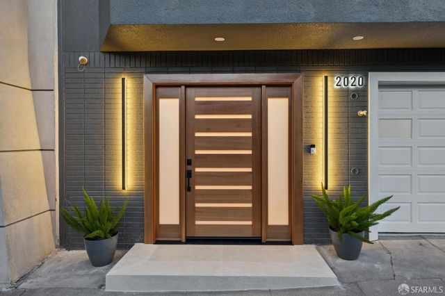 2020 20th Avenue, San Francisco, CA 94116