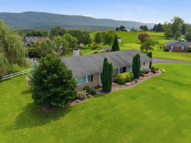 203 PALMYRA RD, Edinburg, VA 22824