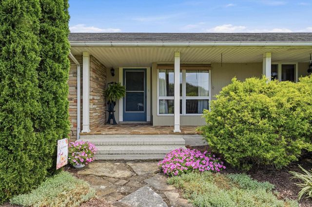 203 PALMYRA RD, Edinburg, VA 22824