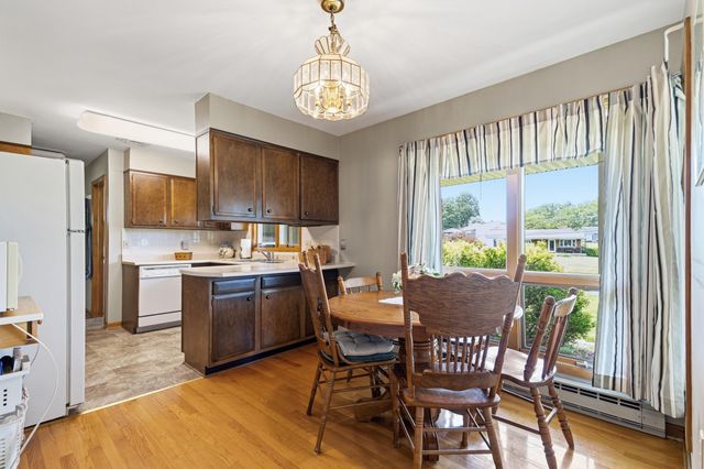 203 PALMYRA RD, Edinburg, VA 22824