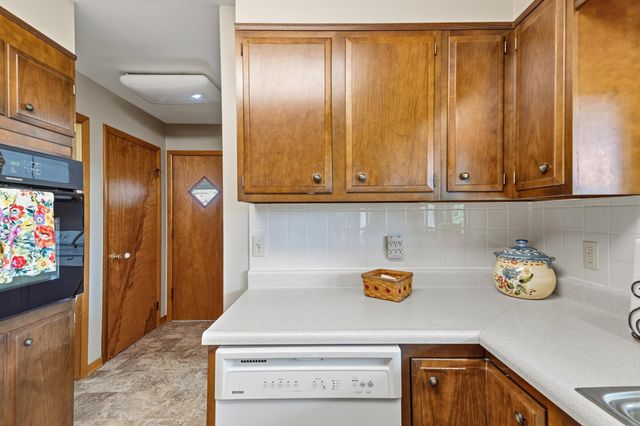 203 PALMYRA RD, Edinburg, VA 22824