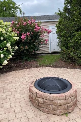 203 PALMYRA RD, Edinburg, VA 22824