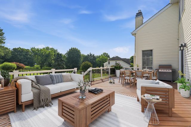 28 W PERIWINKLE LN, Newark, DE 19711