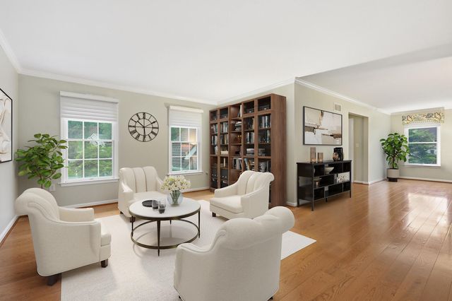 28 W PERIWINKLE LN, Newark, DE 19711