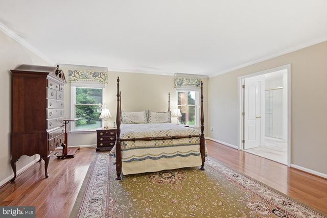 28 W PERIWINKLE LN, Newark, DE 19711