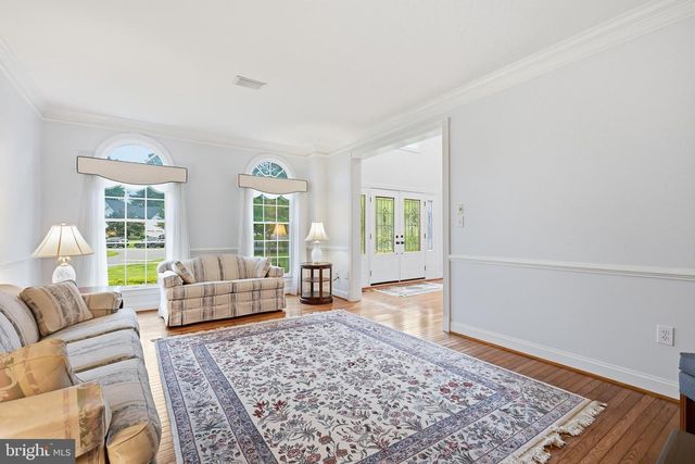28 W PERIWINKLE LN, Newark, DE 19711