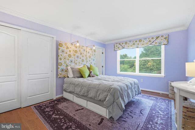 28 W PERIWINKLE LN, Newark, DE 19711