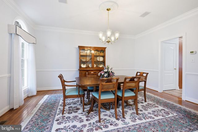 28 W PERIWINKLE LN, Newark, DE 19711