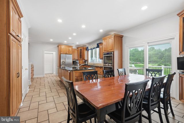 28 W PERIWINKLE LN, Newark, DE 19711