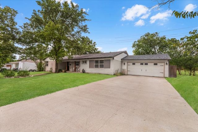 3721 London Lane, Richland Hills, TX 76118