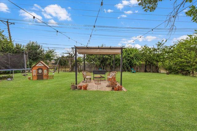 3721 London Lane, Richland Hills, TX 76118