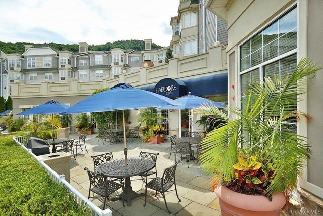 1415 ROUND POINTE Drive, Haverstraw, NY 10927