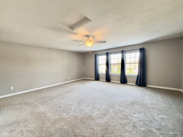 3890 Presidents Lane, Greenwood, IN 46142