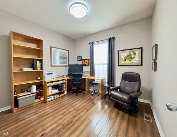 3890 Presidents Lane, Greenwood, IN 46142