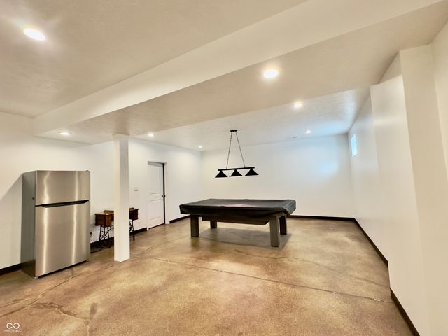 3890 Presidents Lane, Greenwood, IN 46142