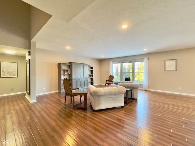 3890 Presidents Lane, Greenwood, IN 46142