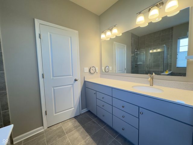 3890 Presidents Lane, Greenwood, IN 46142