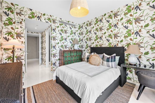 300 Biscayne Boulevard Way 901E, Miami, FL 33131