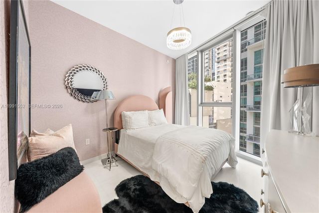 300 Biscayne Boulevard Way 901E, Miami, FL 33131