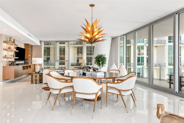 300 Biscayne Boulevard Way 901E, Miami, FL 33131