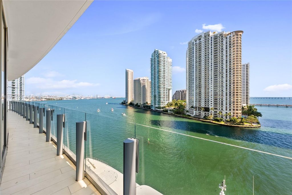 300 Biscayne Boulevard Way 901E, Miami, FL 33131
