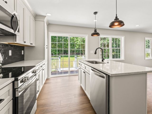 93 Rockland Road 2, Auburn, MA 01501