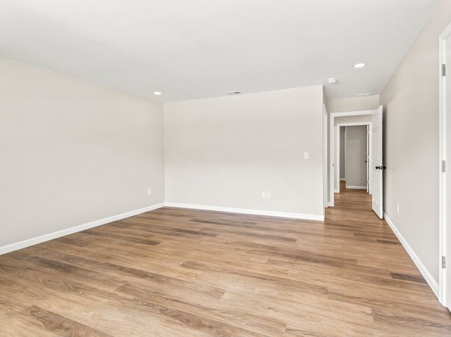 93 Rockland Road 2, Auburn, MA 01501