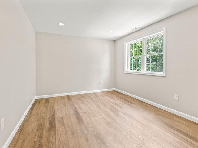 93 Rockland Road 2, Auburn, MA 01501