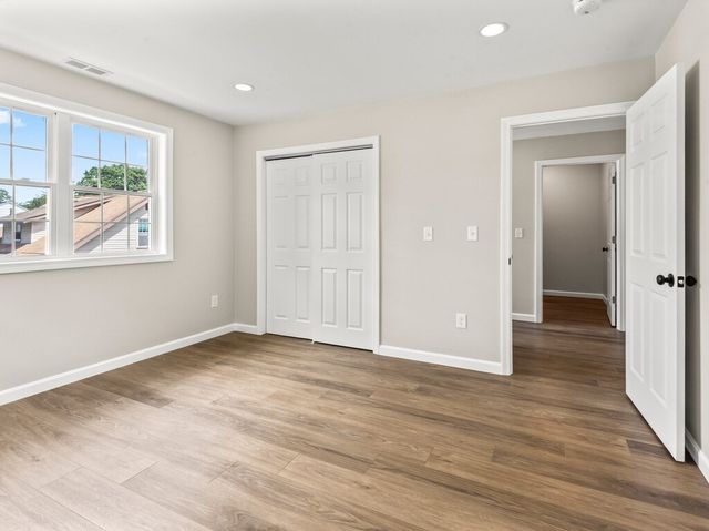 93 Rockland Road 2, Auburn, MA 01501