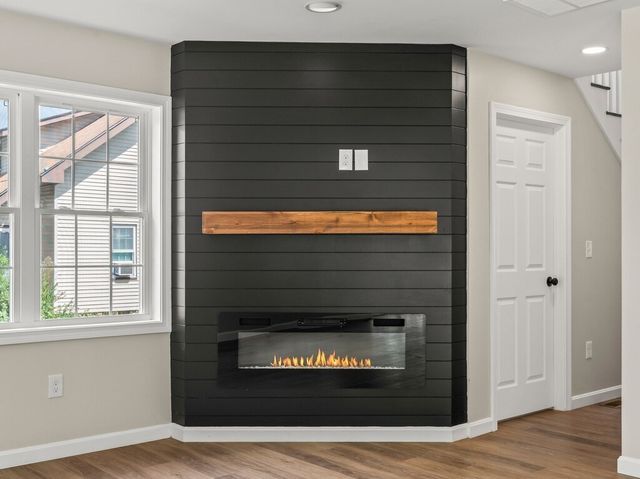 93 Rockland Road 2, Auburn, MA 01501