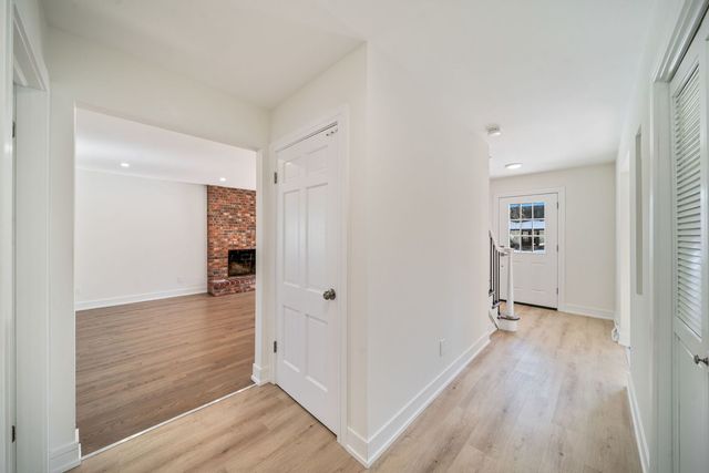 2508 W Atlantic Avenue, Waukegan, IL 60085