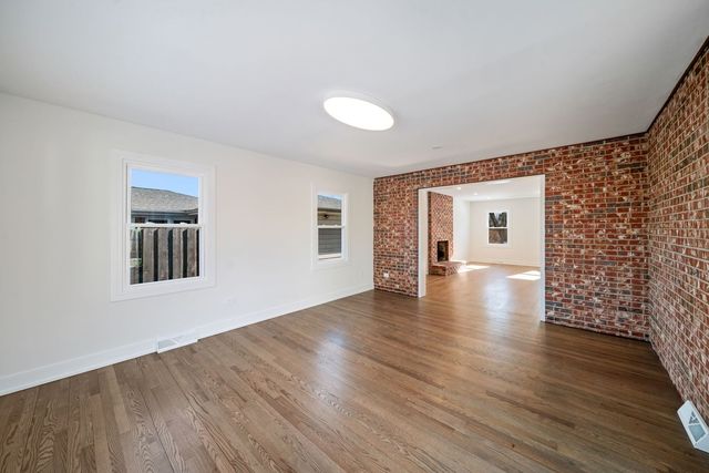 2508 W Atlantic Avenue, Waukegan, IL 60085