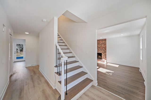 2508 W Atlantic Avenue, Waukegan, IL 60085