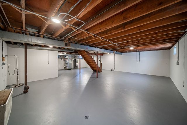 2508 W Atlantic Avenue, Waukegan, IL 60085