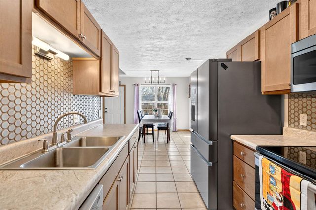 1623 N Engel Avenue, Springfield, MO 65803