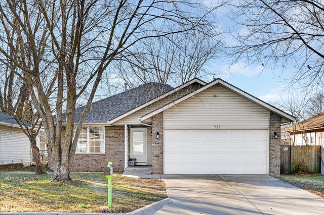 1623 N Engel Avenue, Springfield, MO 65803