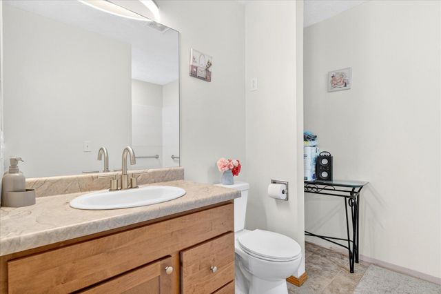 1623 N Engel Avenue, Springfield, MO 65803