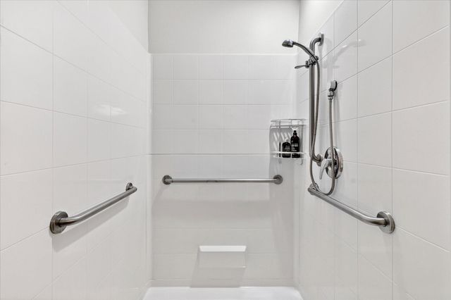 1623 N Engel Avenue, Springfield, MO 65803