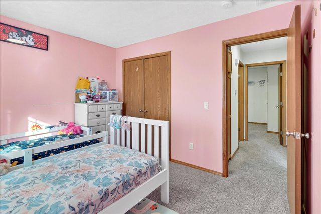 1623 N Engel Avenue, Springfield, MO 65803