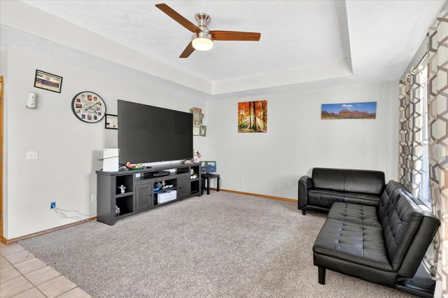 1623 N Engel Avenue, Springfield, MO 65803