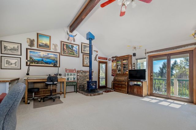 13936 Downwind Ct, Grass Valley, CA 95945